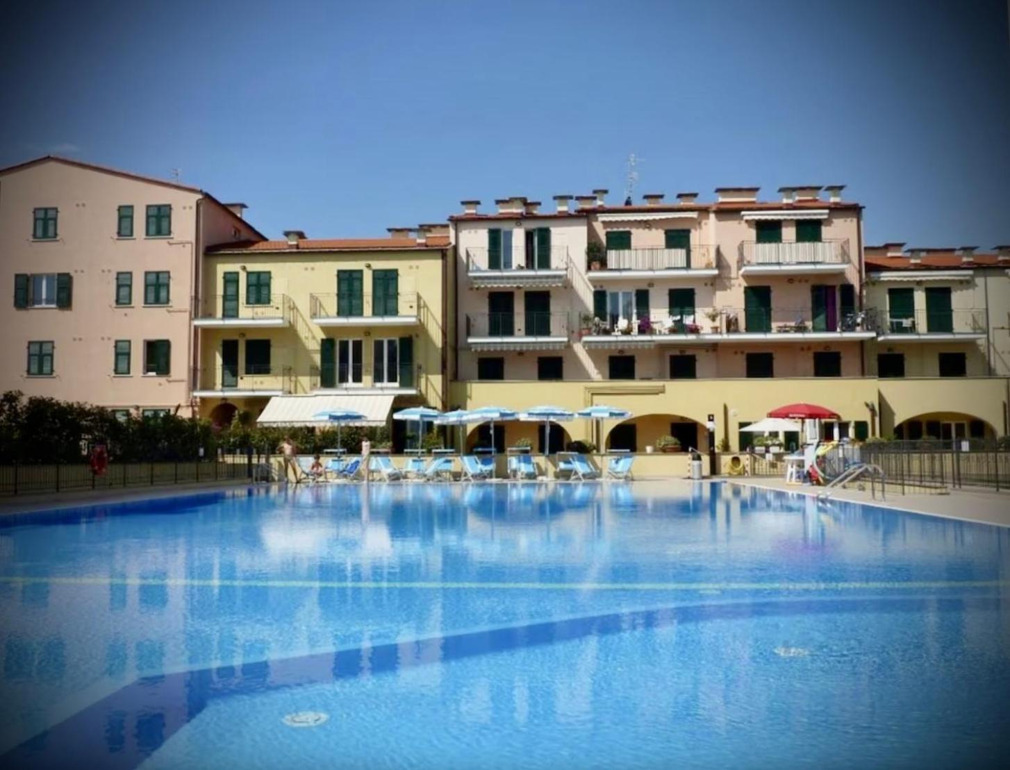 Studio Mer Piscine Cala Di Sole Imperia Italie Mono Locale Une Seule Piece Ngoại thất bức ảnh
