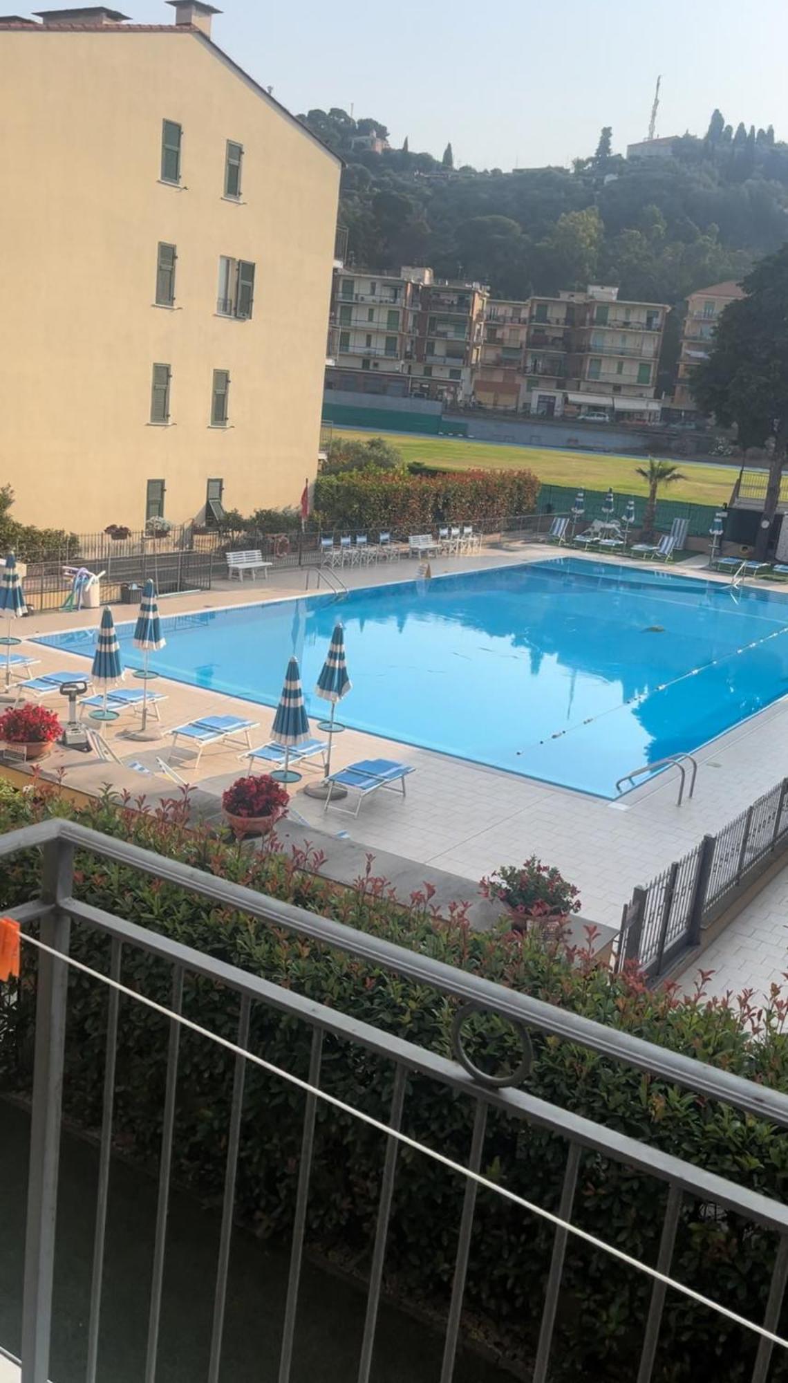 Studio Mer Piscine Cala Di Sole Imperia Italie Mono Locale Une Seule Piece Ngoại thất bức ảnh